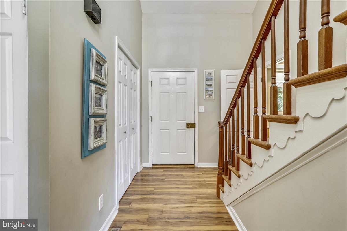 20315 West Hunter Road Bealsville, MD 20839 - Photo 12 of 73