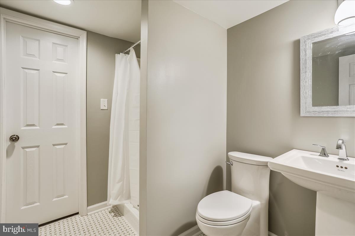 20315 West Hunter Road Bealsville, MD 20839 - Photo 45 of 73 Beautiful NEW FULL Bath on Lower Level