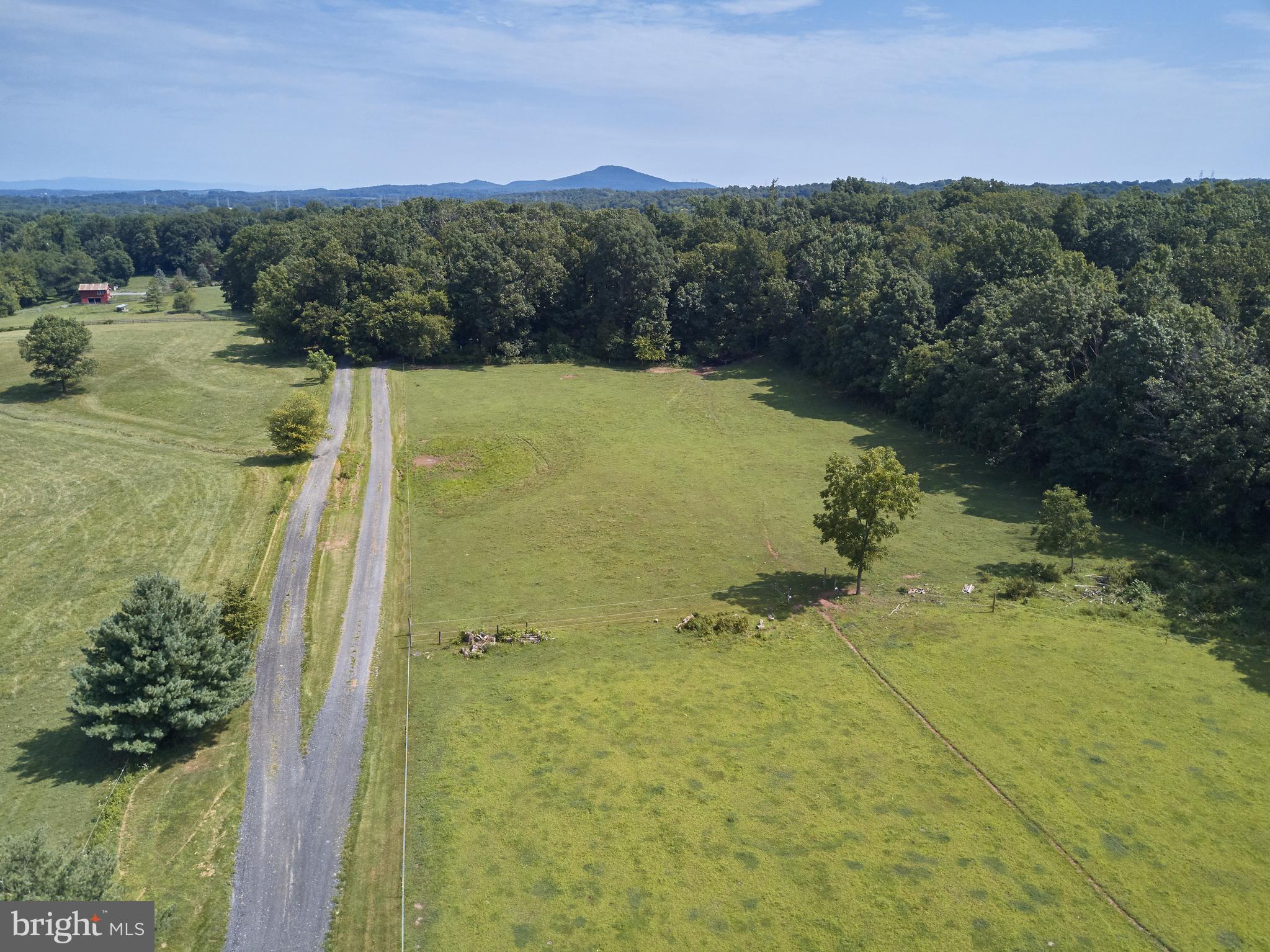 20315 West Hunter Road Bealsville, MD 20839 - Photo 64 of 73 Private Entrance