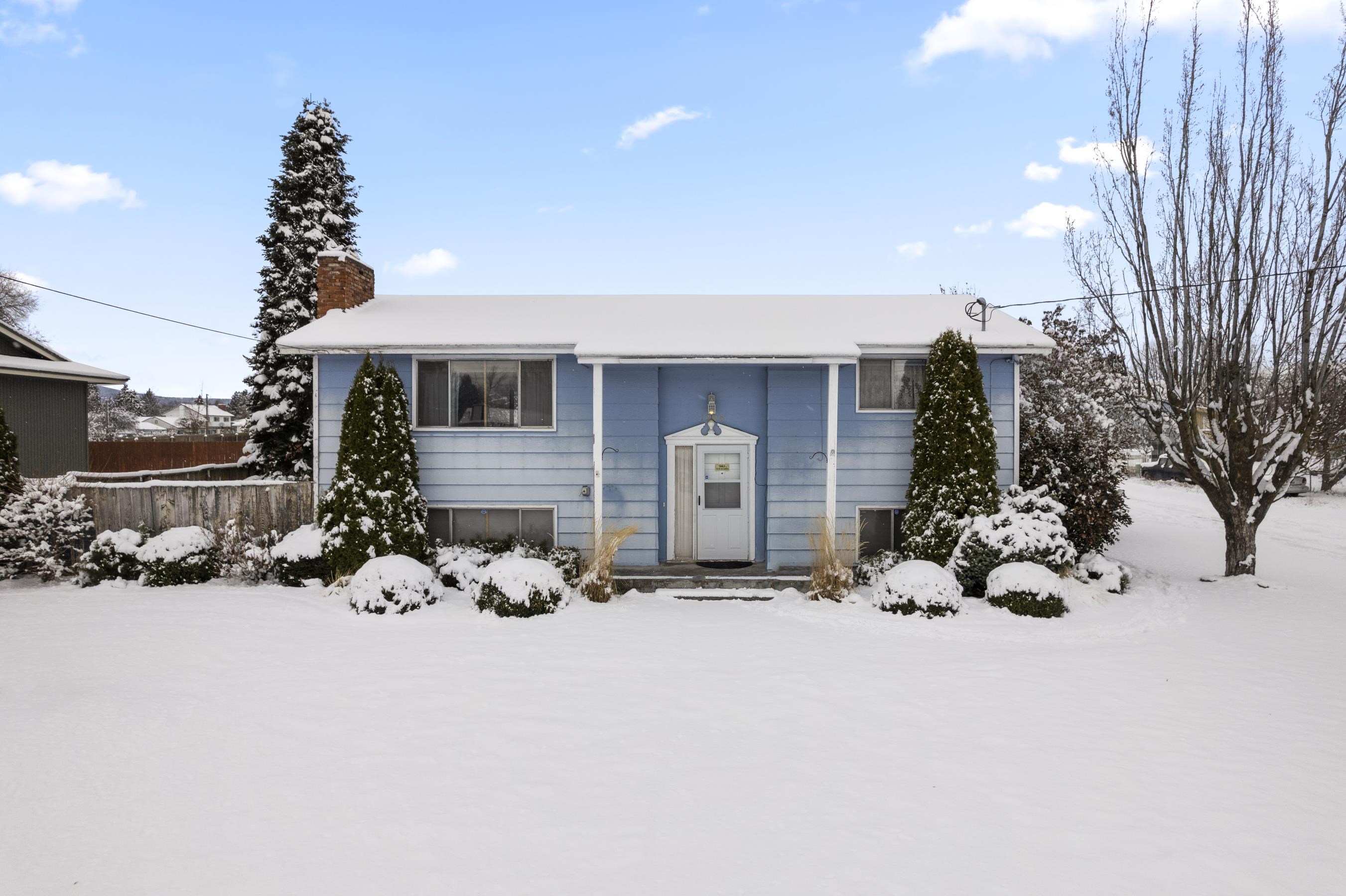 1304 South Progress Road Spokane Valley, WA 99037 - Photo 1 of 48