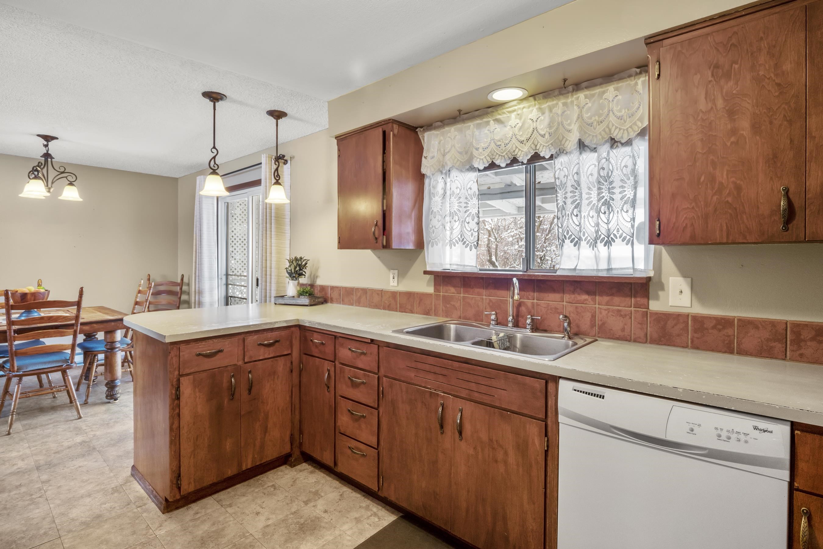 1304 South Progress Road Spokane Valley, WA 99037 - Photo 12 of 48