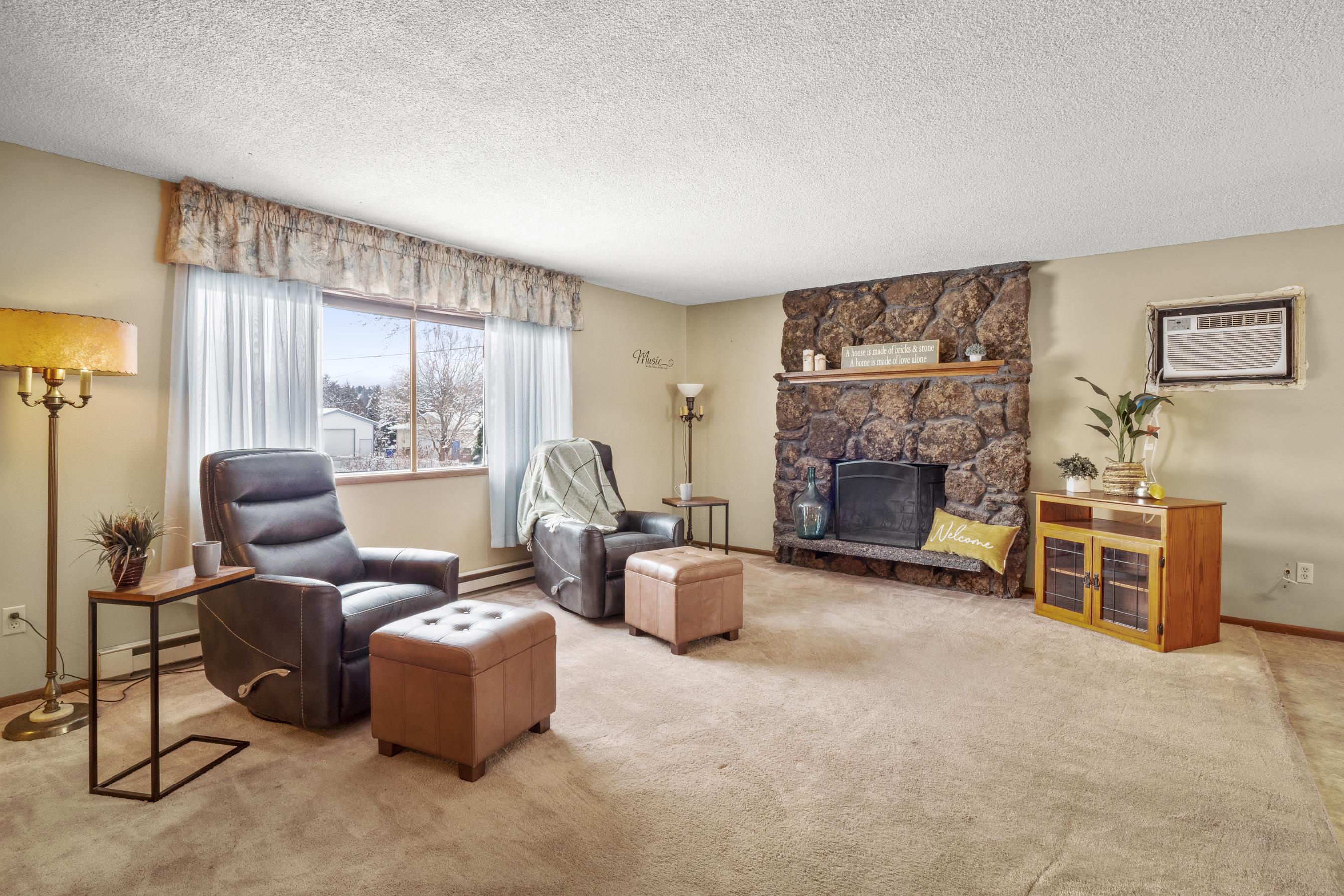 1304 South Progress Road Spokane Valley, WA 99037 - Photo 4 of 48