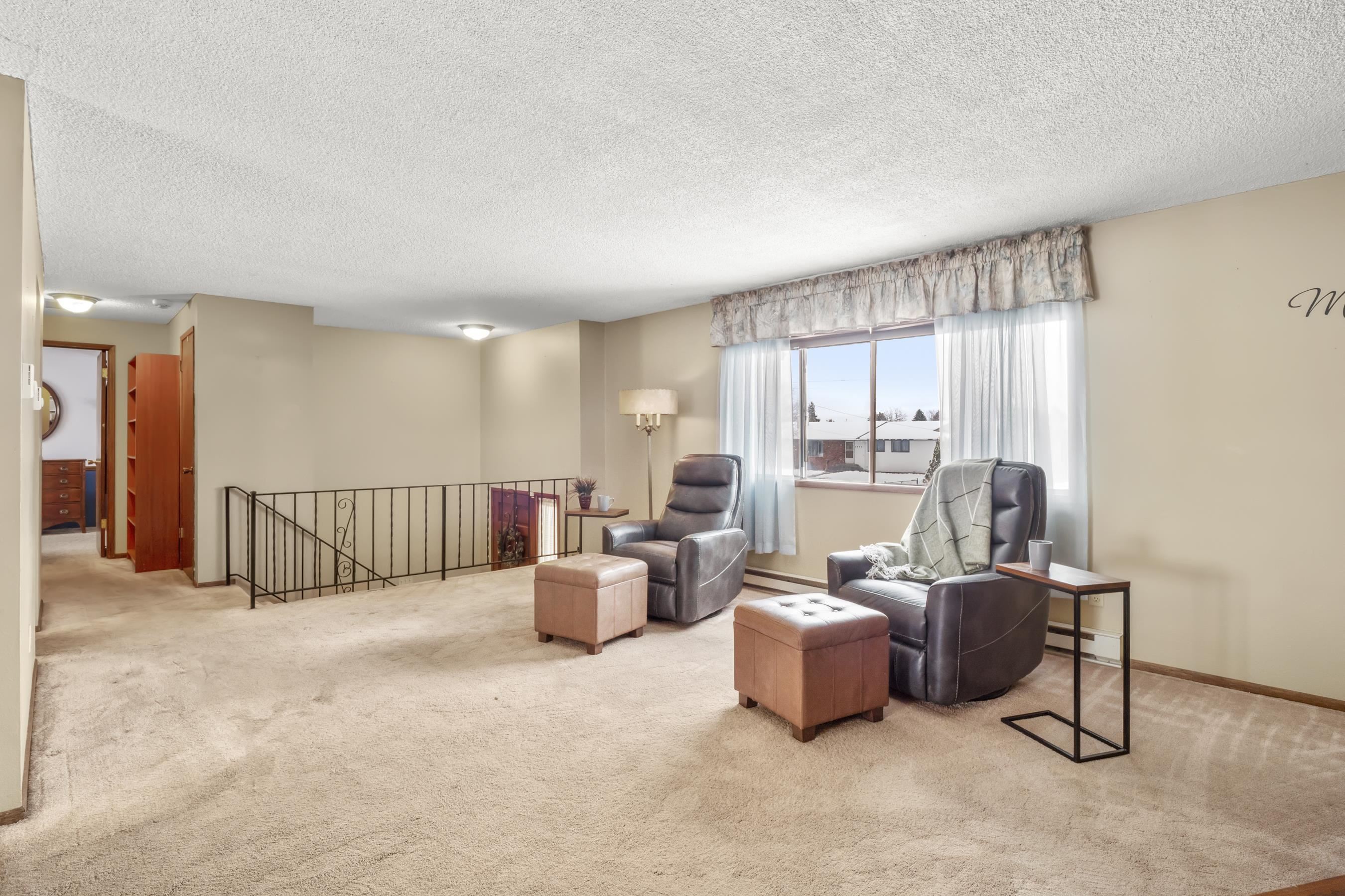 1304 South Progress Road Spokane Valley, WA 99037 - Photo 6 of 48