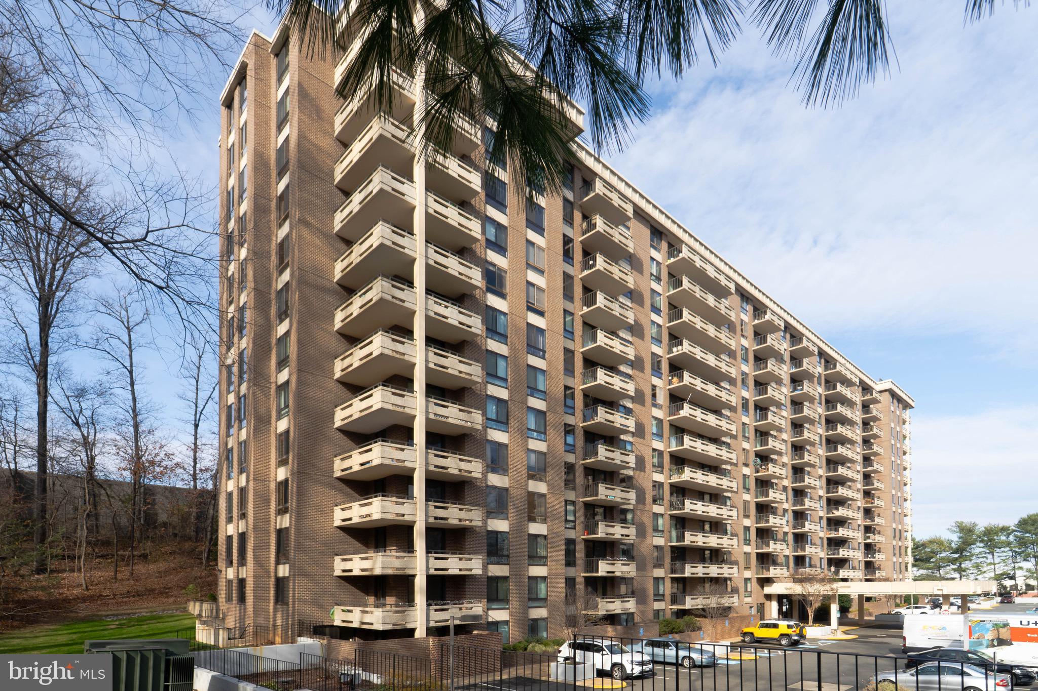 1808 Old Meadow Road, Unit 805 McLean, VA 22102 - Photo 30 of 58