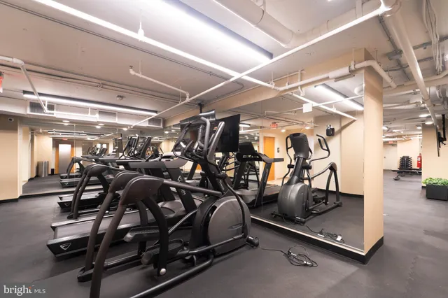 $3,500 | 1808 Old Meadow Road, Unit 805, McLean, VA 22102