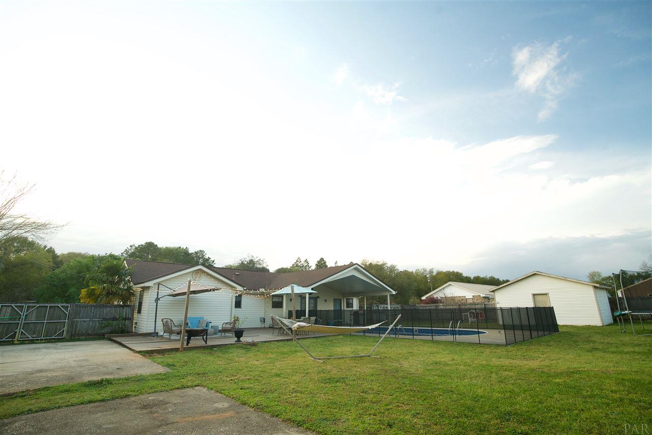 2544 Ryale Road Cantonment, FL 32533 - Photo 4 of 40 Gallery Image 4