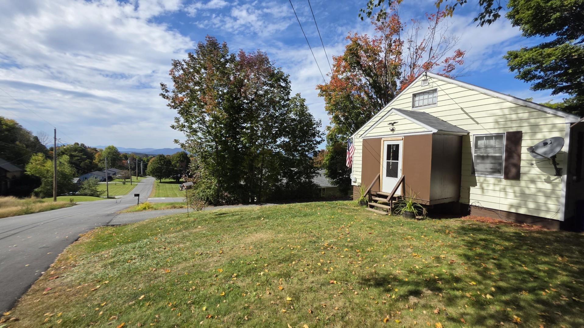 281 Sunset Terrace Extension Derby, VT 05830 - Photo 2 of 39 Gallery Image 2