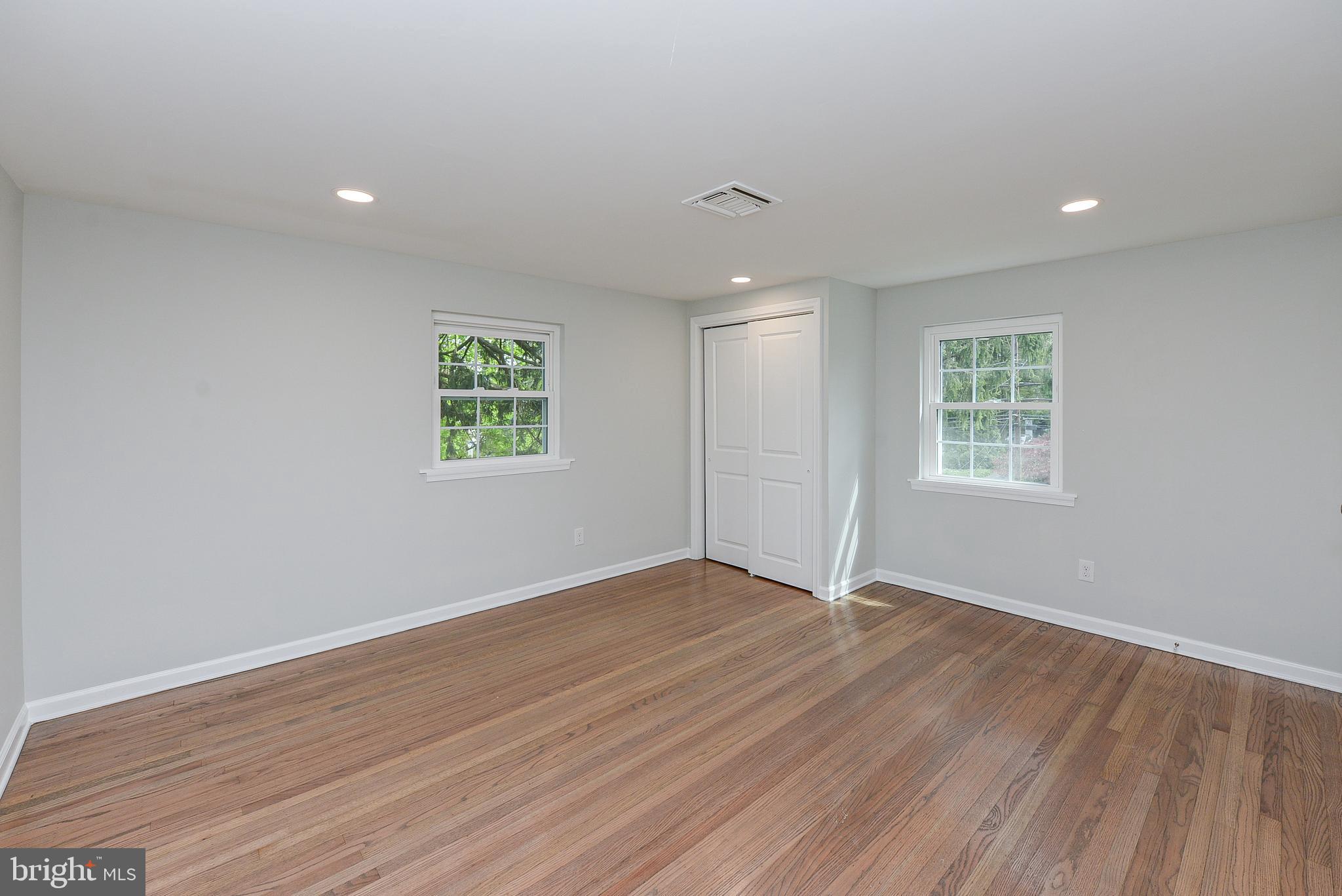 638 East Manoa Road Havertown, PA 19083 - Photo 22 of 37