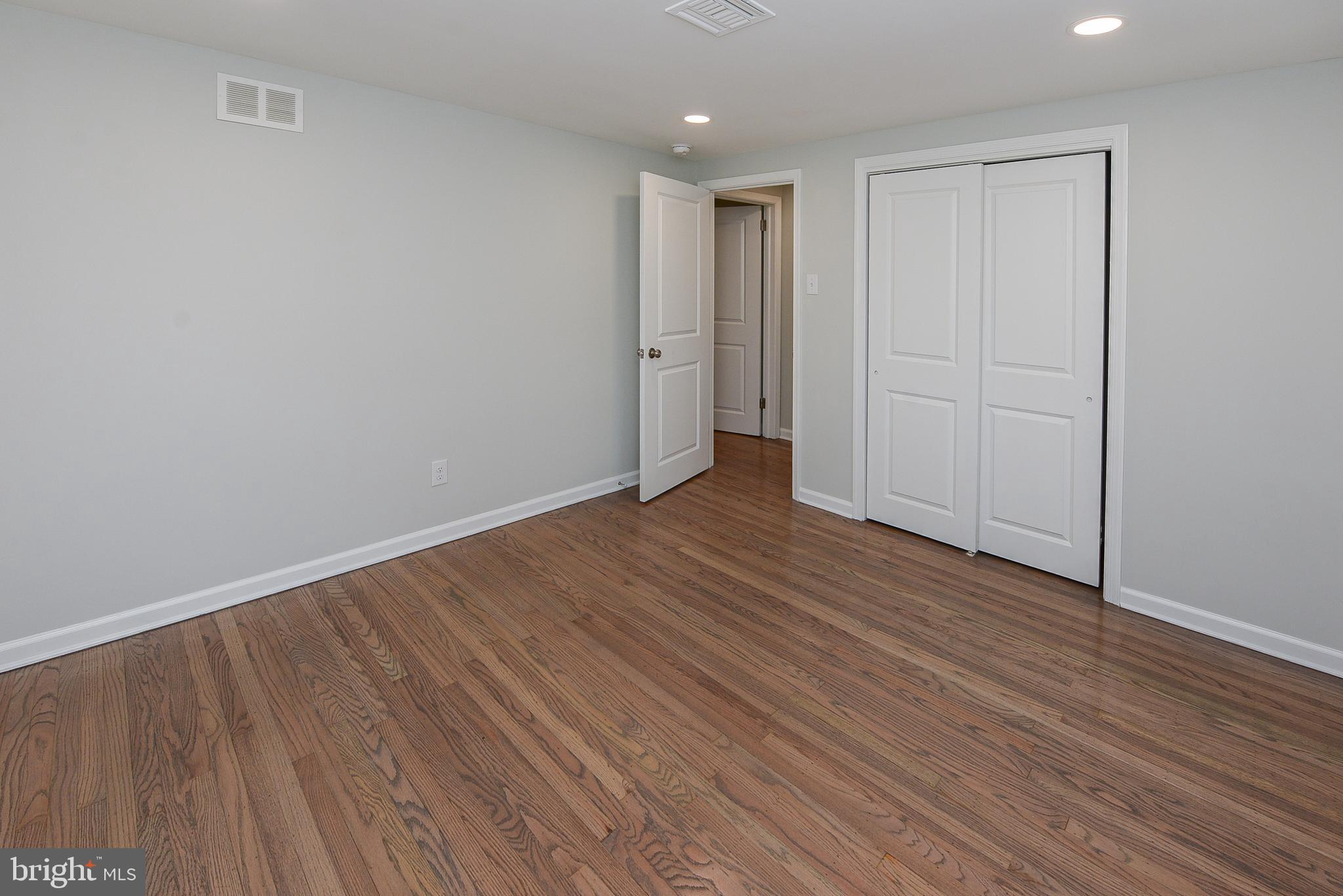 638 East Manoa Road Havertown, PA 19083 - Photo 30 of 37