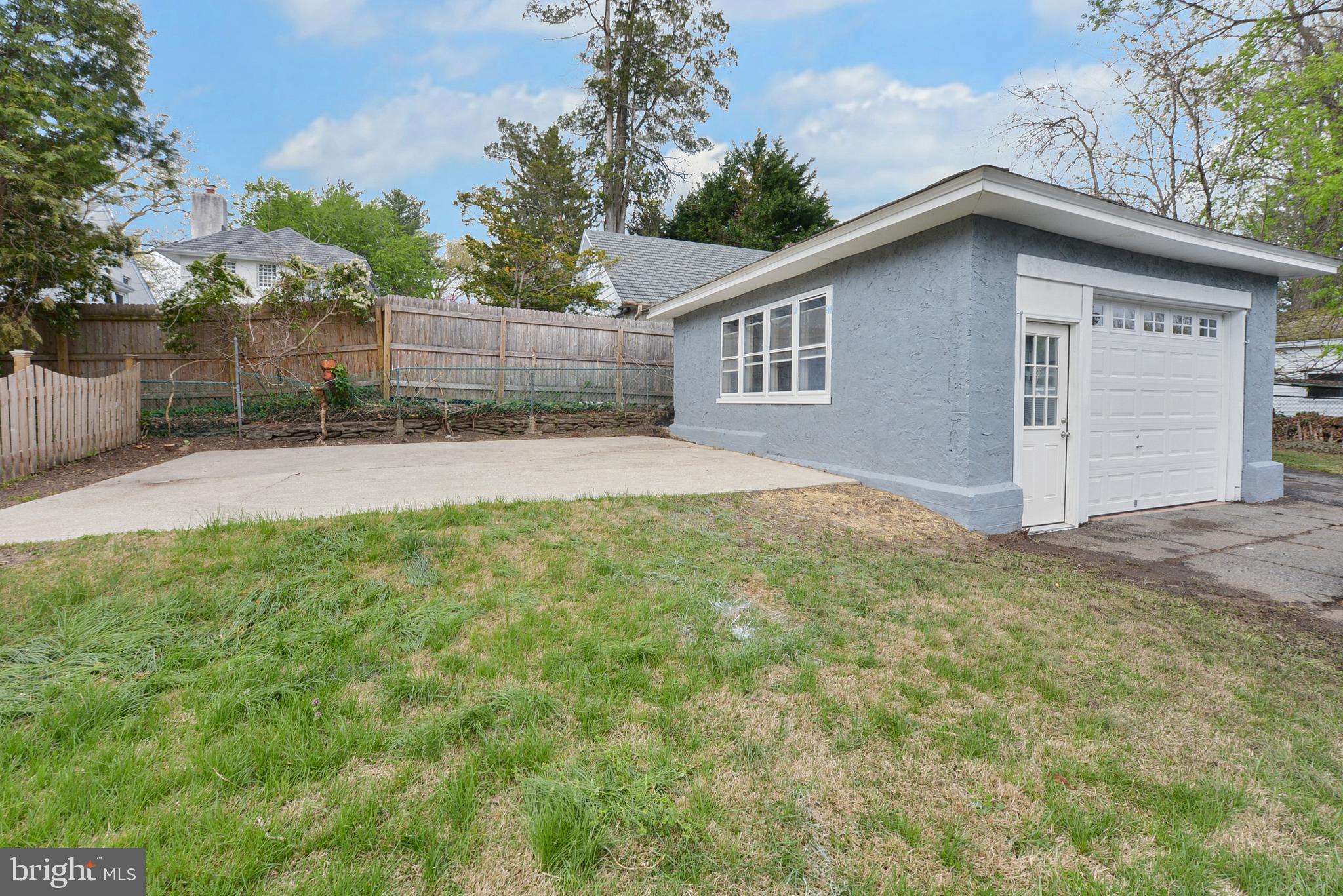 638 East Manoa Road Havertown, PA 19083 - Photo 34 of 37