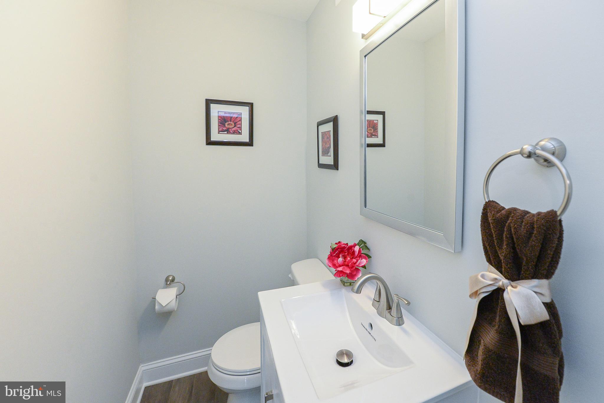 638 East Manoa Road Havertown, PA 19083 - Photo 10 of 37