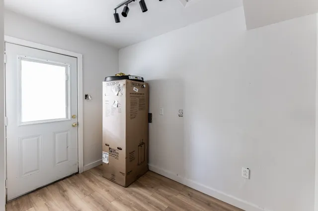 an empty room with closet