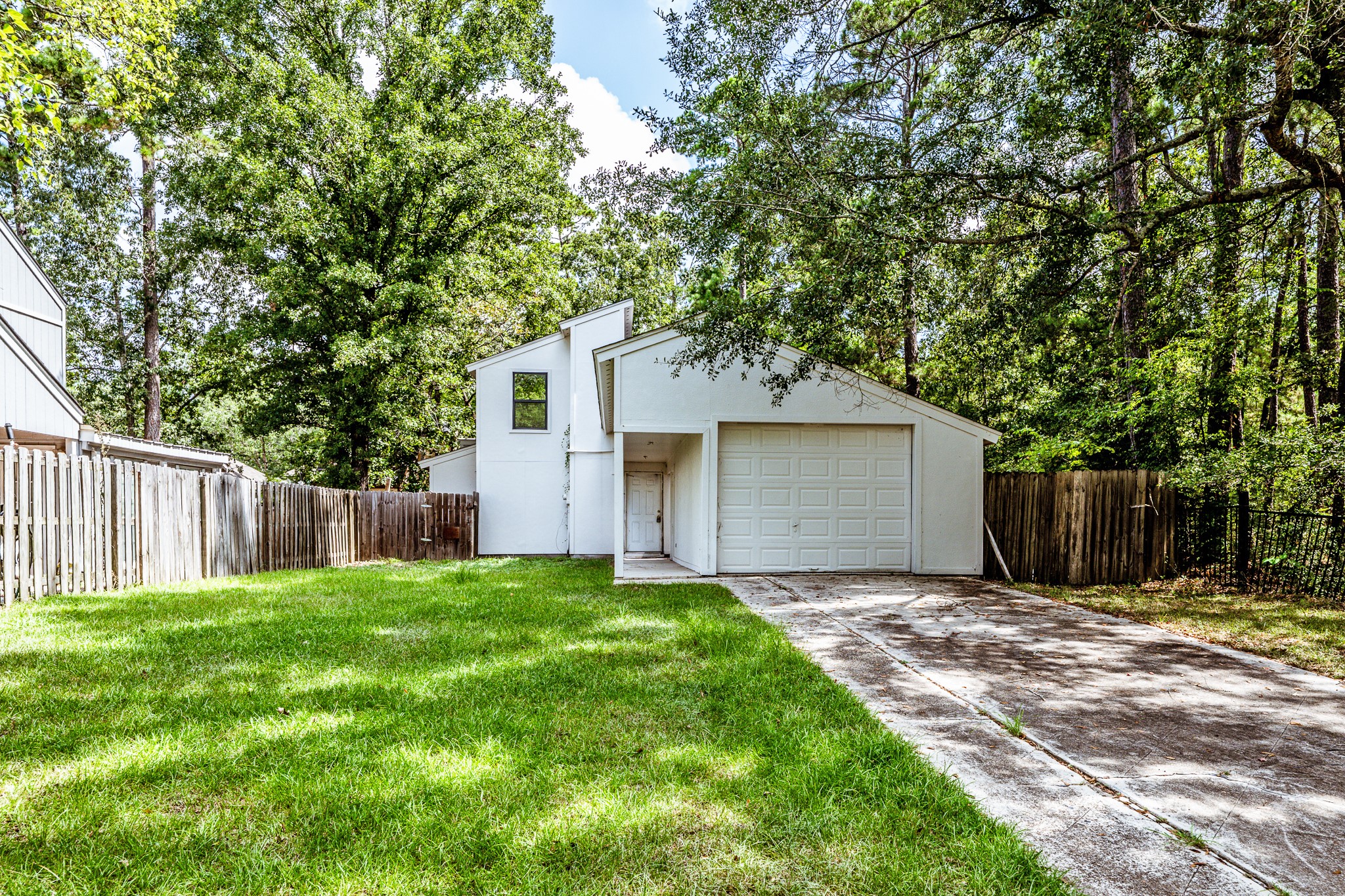 28600 Rantoul Court Point Blank, TX 77364 - Photo 4 of 33 a view of a back yard of the house