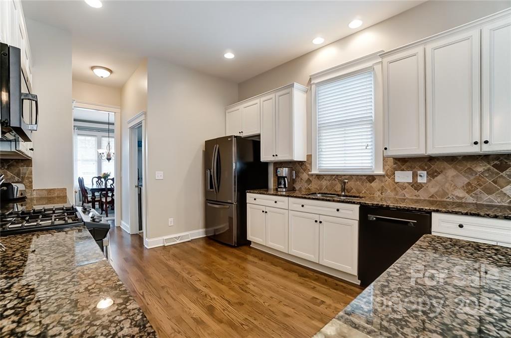 4025 Birkshire Heights Fort Mill, SC 29708 - Photo 17 of 46