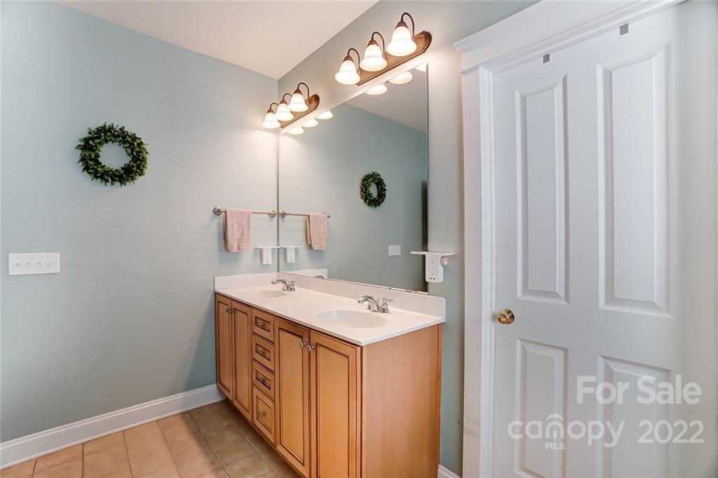 4025 Birkshire Heights Fort Mill, SC 29708 - Photo 26 of 46