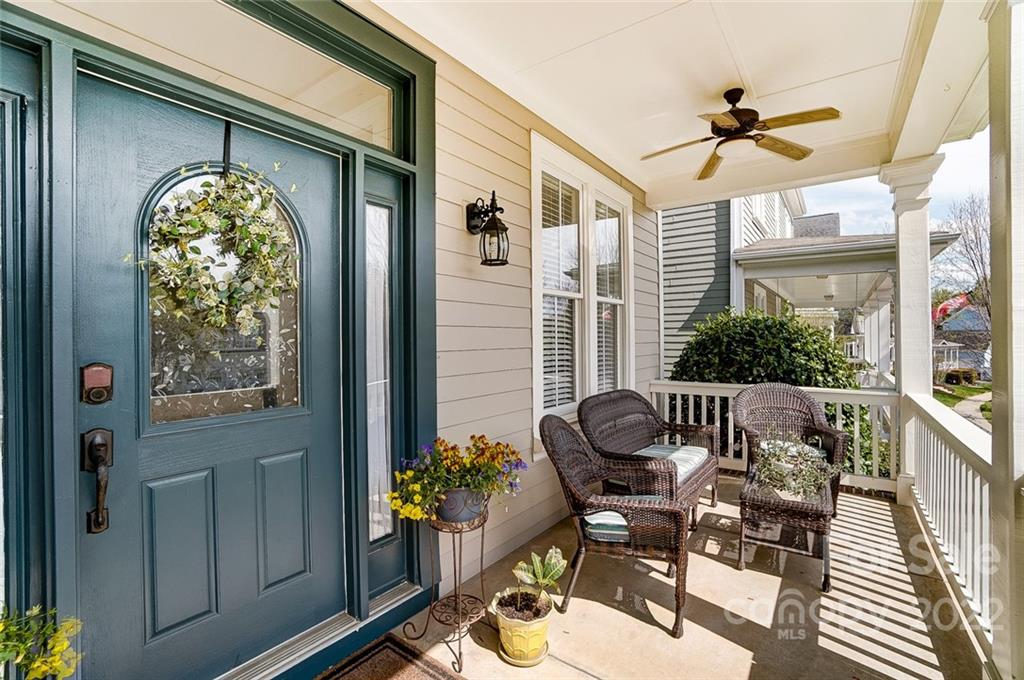 4025 Birkshire Heights Fort Mill, SC 29708 - Photo 3 of 46