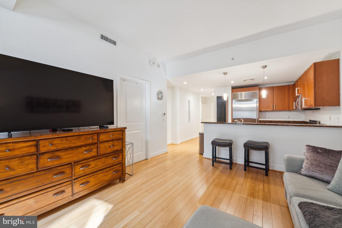 2425 L Street Northwest, Unit 233 Washington, DC 20037 - Photo 18 of 37 Gallery Image 18
