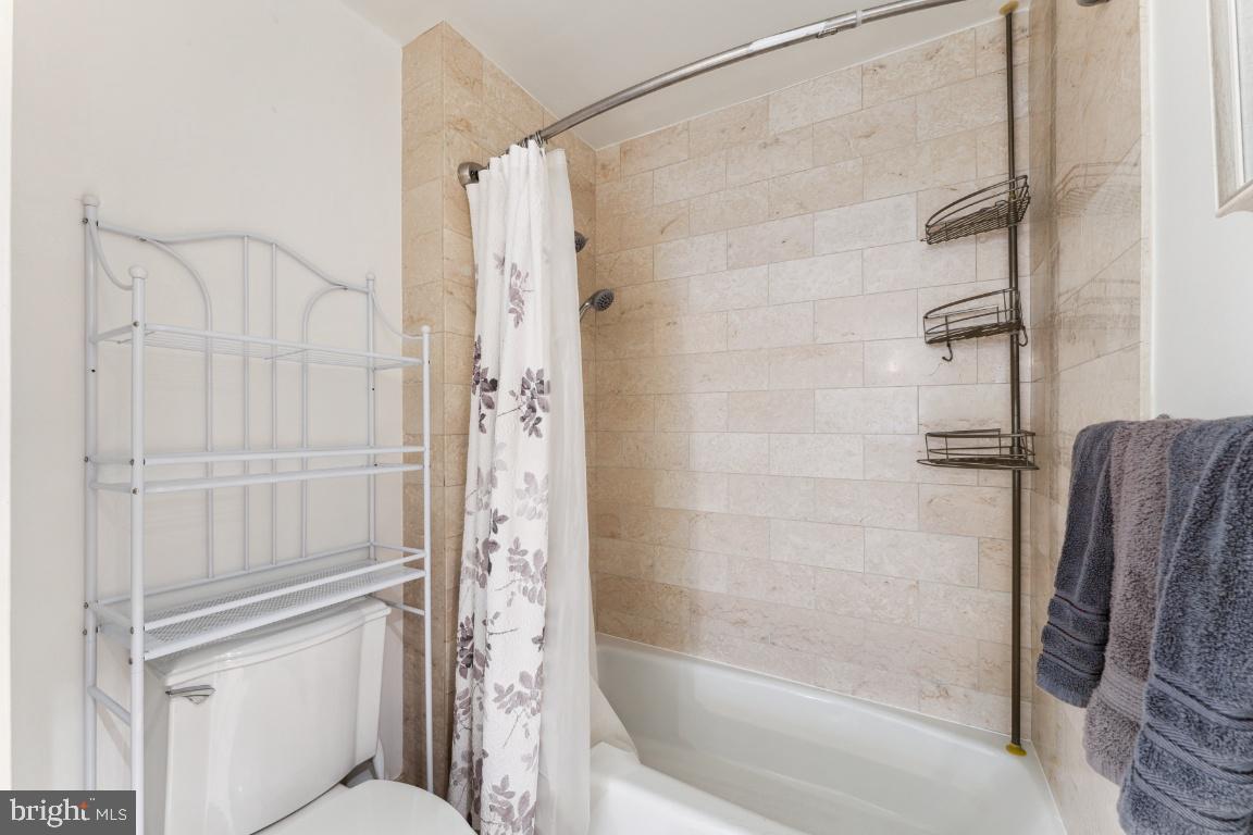 2425 L Street Northwest, Unit 233 Washington, DC 20037 - Photo 27 of 37 Gallery Image 27