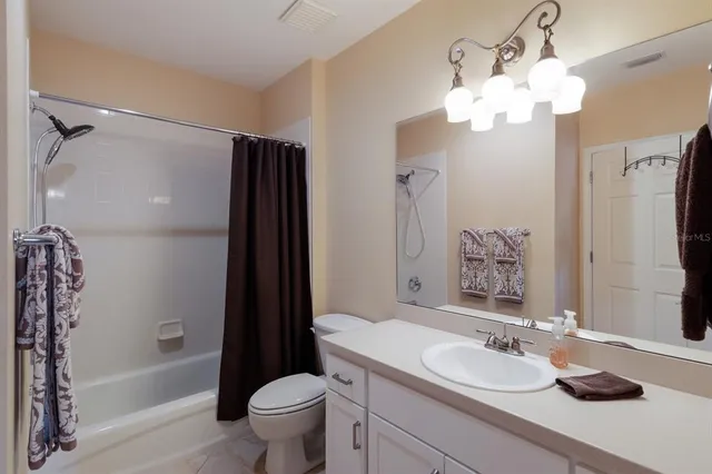 $299,900 | 7179 Boca Grove Place, Unit 202, Lakewood Ranch, FL 34202