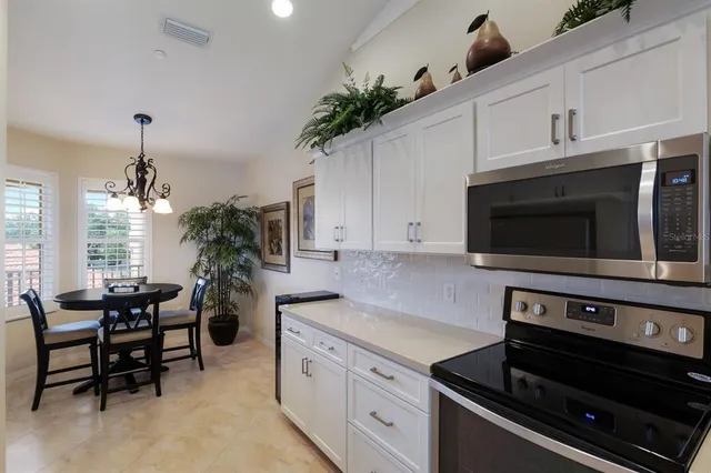 $299,900 | 7179 Boca Grove Place, Unit 202, Lakewood Ranch, FL 34202