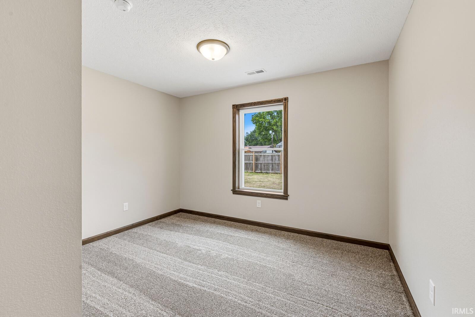 59561 Rosedale Avenue Elkhart, IN 46517 - Photo 18 of 25