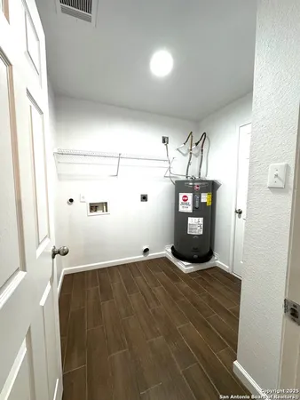 a view of a storage & utility room