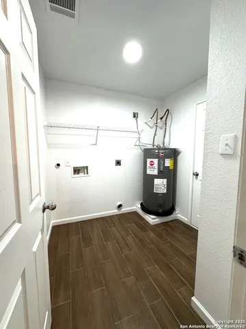 a view of a storage & utility room