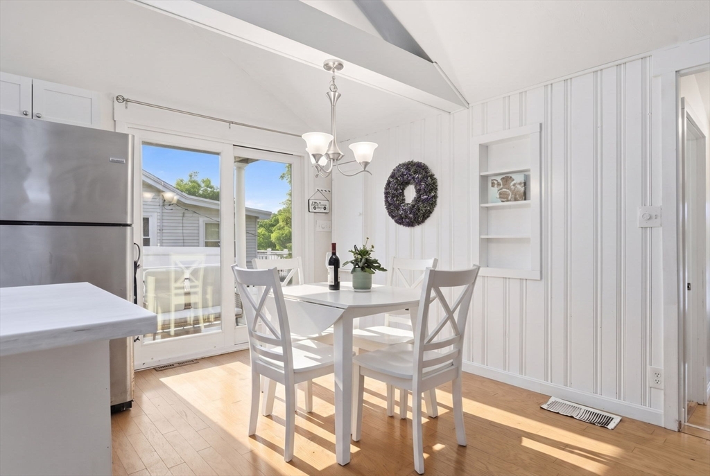 21 Hillside Road Plymouth, MA 02360 - Photo 6 of 42