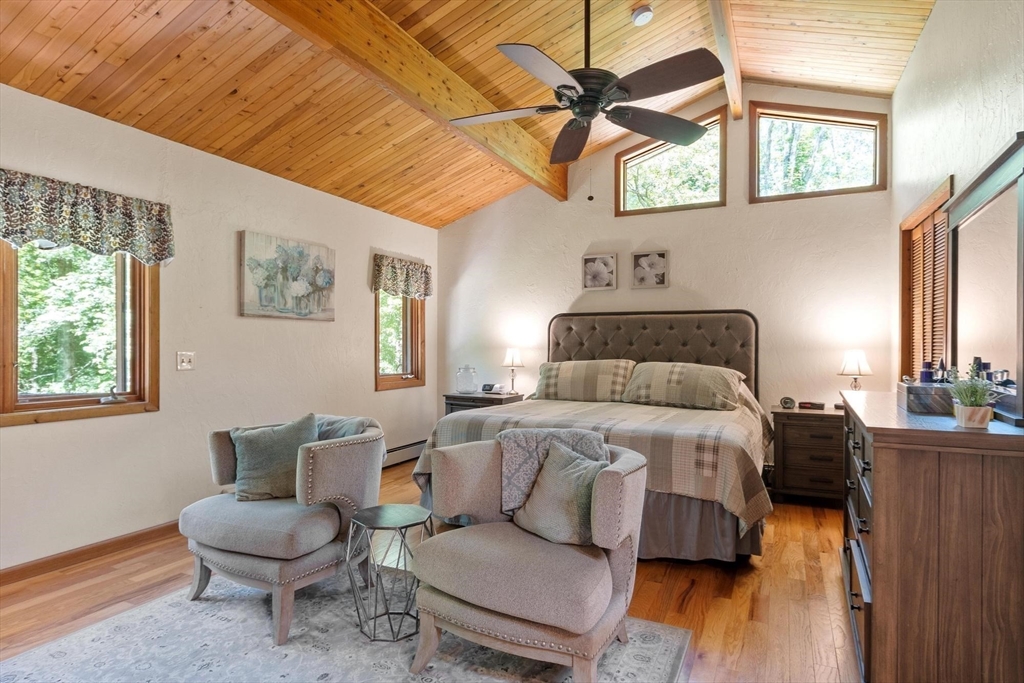 112 Elm Street Auburn, MA 01501 - Photo 22 of 42