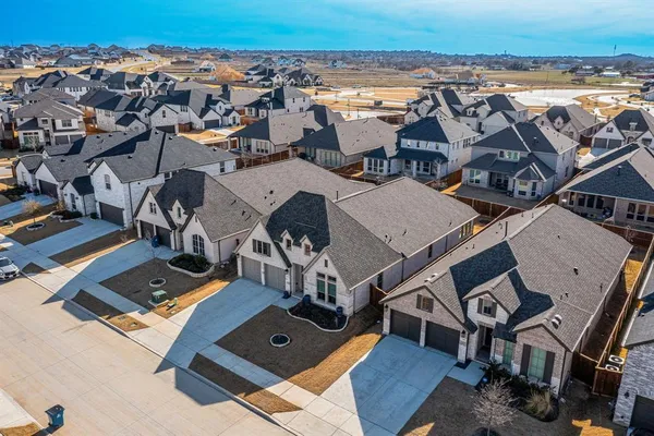 $575,000 | 1292 Valerian Avenue, Haslet, TX 76052