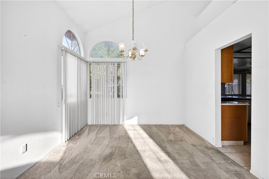 6727 Hawkley Drive Riverside, CA 92506 - Photo 6 of 52