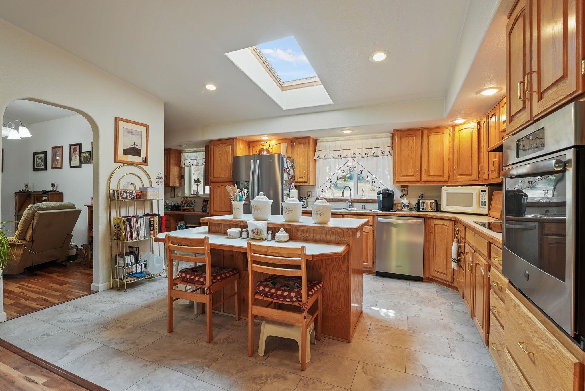 40927 North Division Road Deer Park, WA 99006 - Photo 12 of 42