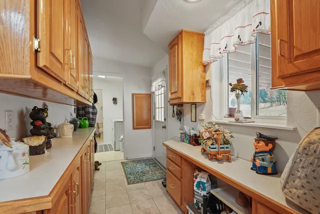 $449,900 | 40927 North Division Road, Deer Park, WA 99006