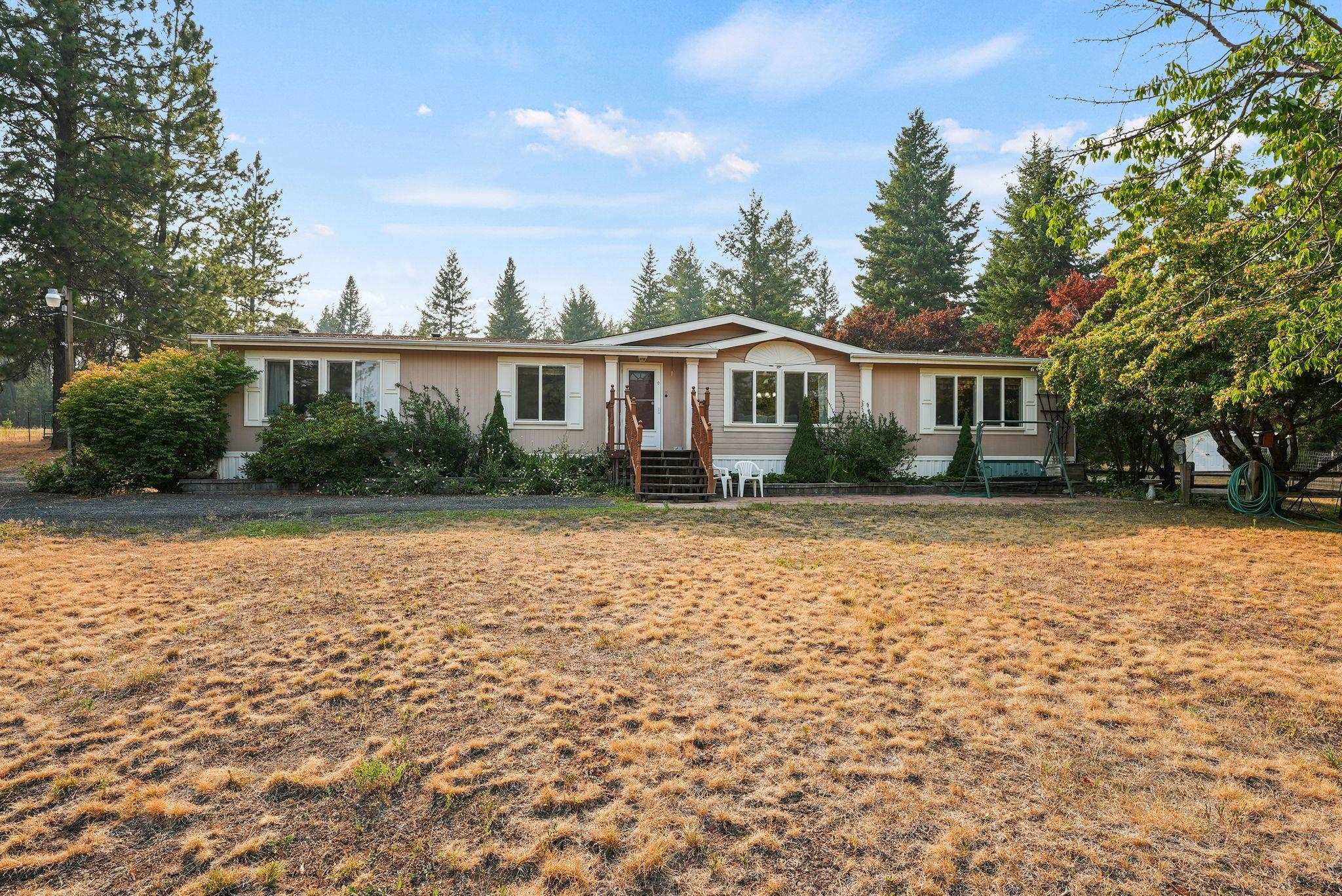 40927 North Division Road Deer Park, WA 99006 - Photo 2 of 42