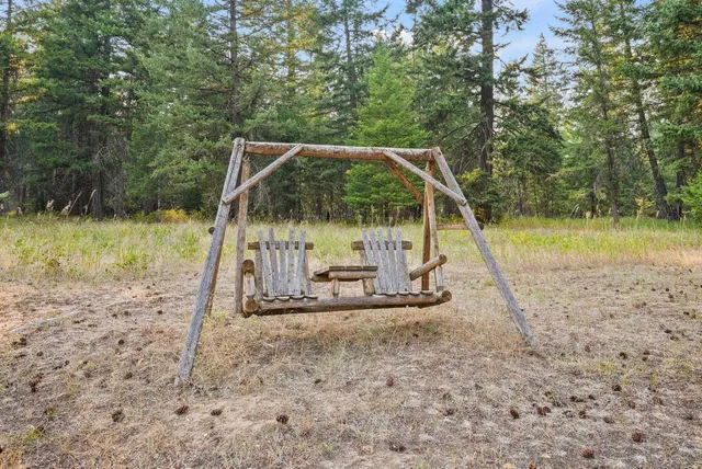 $449,900 | 40927 North Division Road, Deer Park, WA 99006