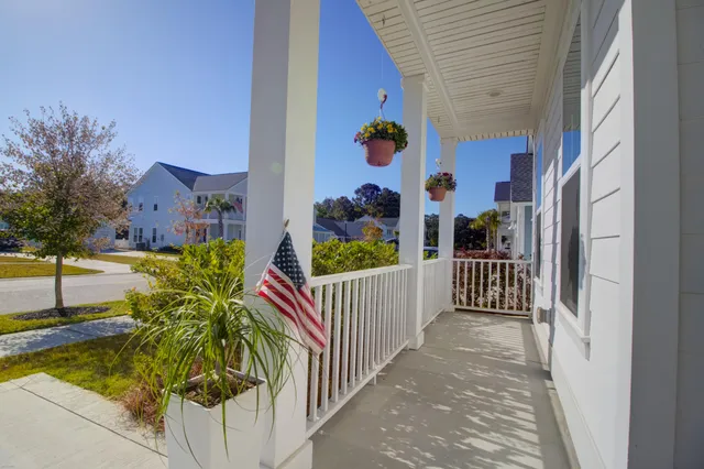 $924,900 | 2342 Lenwick Hall Lane, Johns Island, SC 29455