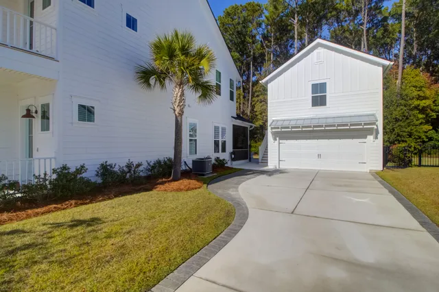 $924,900 | 2342 Lenwick Hall Lane, Johns Island, SC 29455
