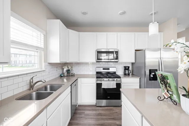 $330,000 | 2892 Maricopa Boulevard, Whitestown, IN 46075