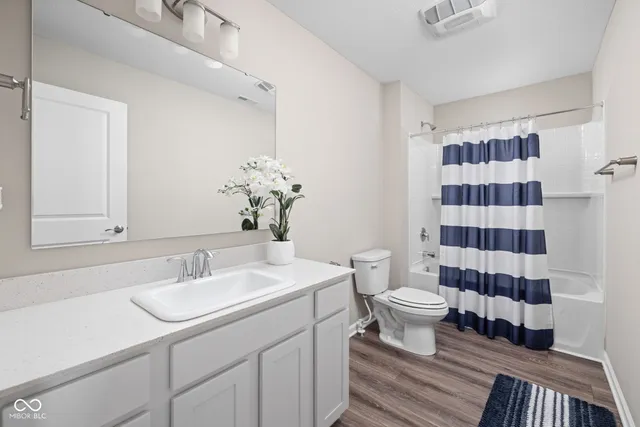 $330,000 | 2892 Maricopa Boulevard, Whitestown, IN 46075