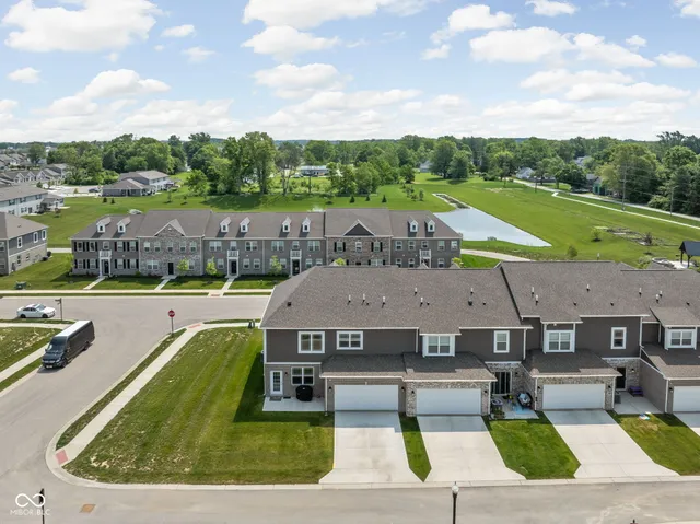 $330,000 | 2892 Maricopa Boulevard, Whitestown, IN 46075