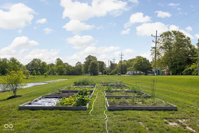 $330,000 | 2892 Maricopa Boulevard, Whitestown, IN 46075