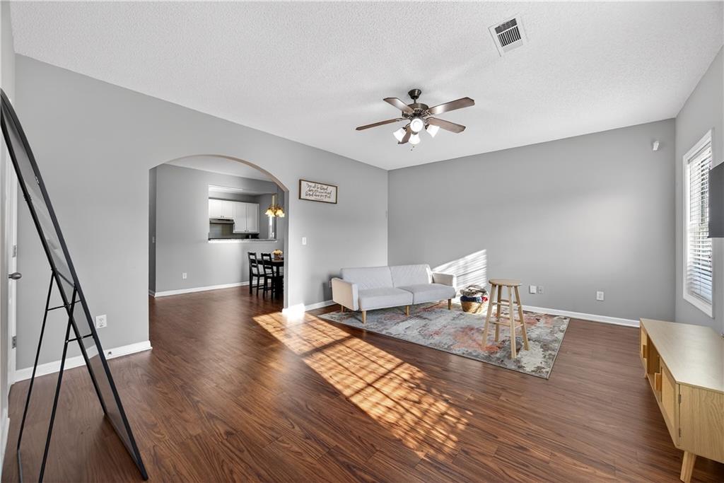 8600 Thomas Road Riverdale, GA 30274 - Photo 5 of 30