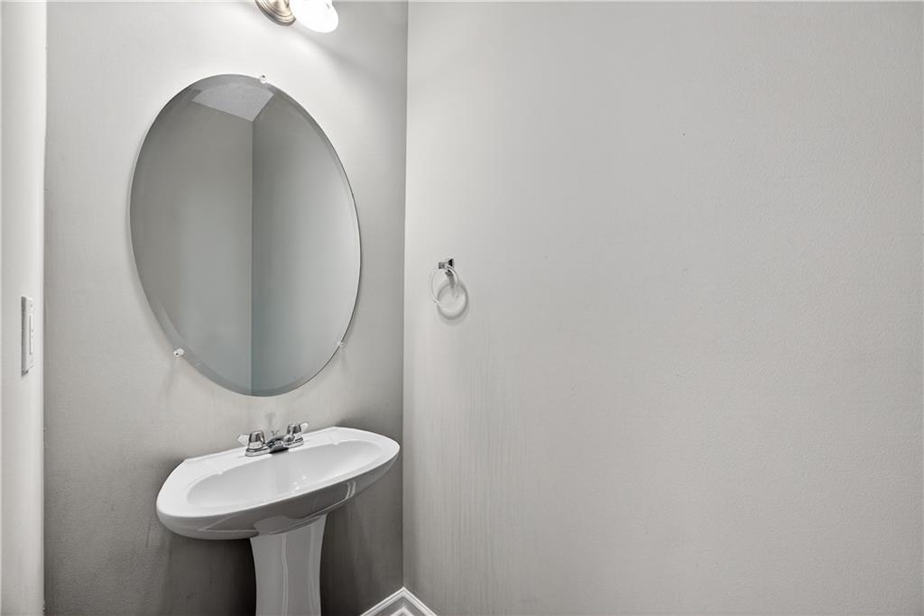 8600 Thomas Road Riverdale, GA 30274 - Photo 10 of 30