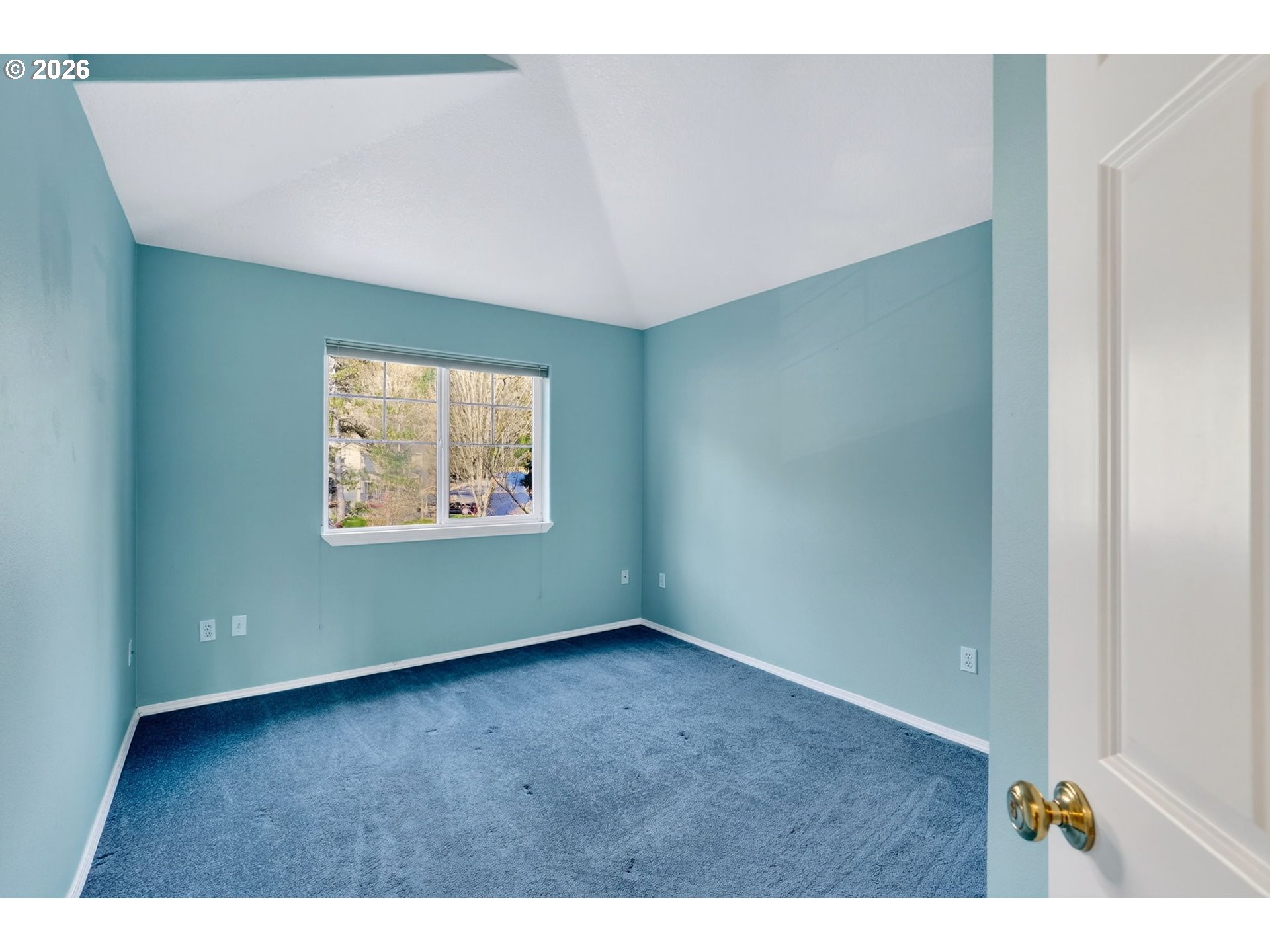 4714 Southwest 2nd Court Portland, OR 97239 - Photo 27 of 44 a view of an empty room with window