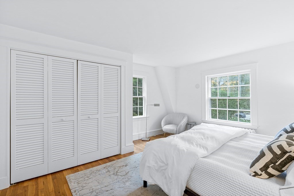 8 Tappan Road Wellesley, MA 02482 - Photo 18 of 33