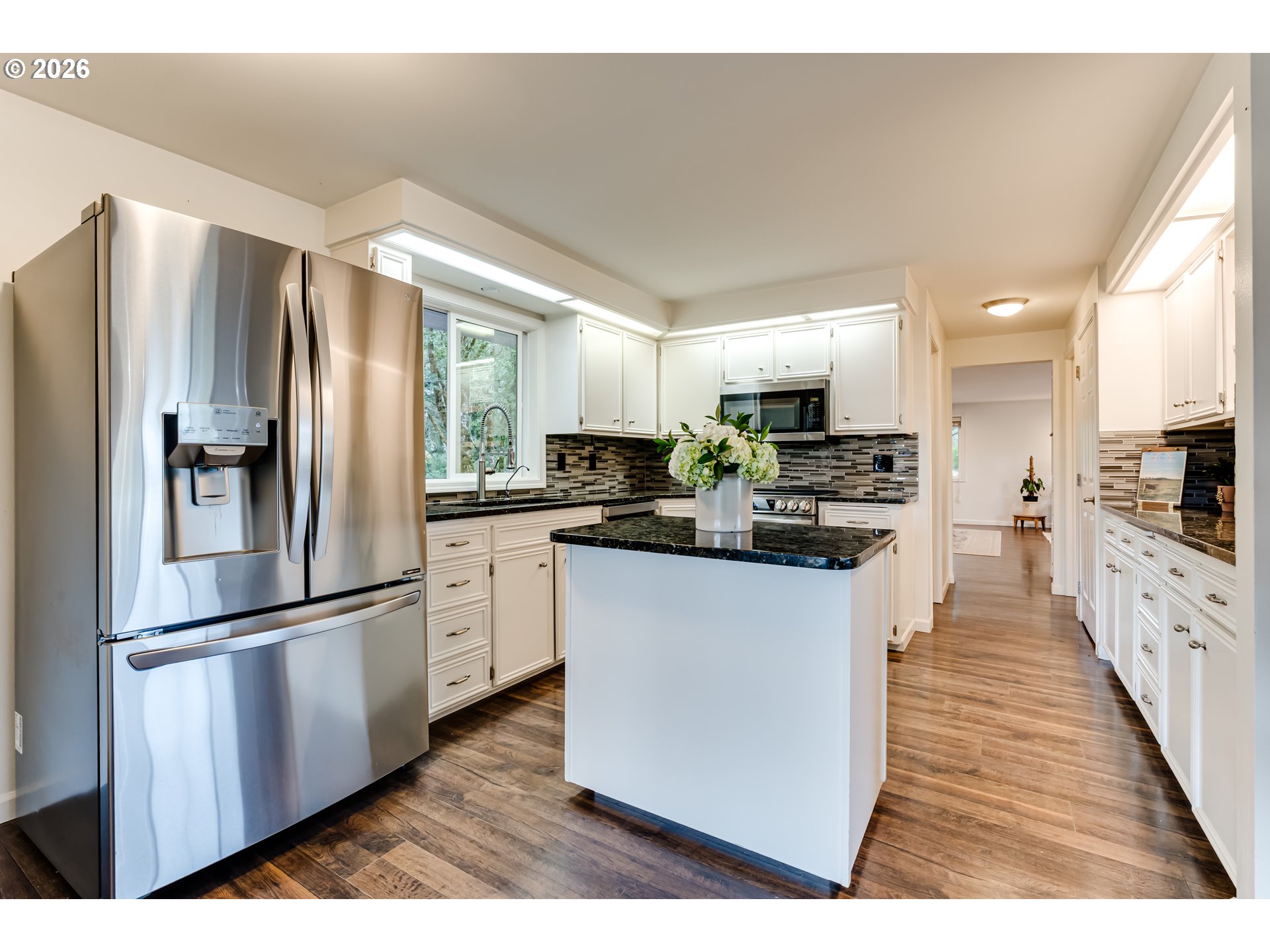 26718 Cantrell Road Eugene, OR 97402 - Photo 10 of 38