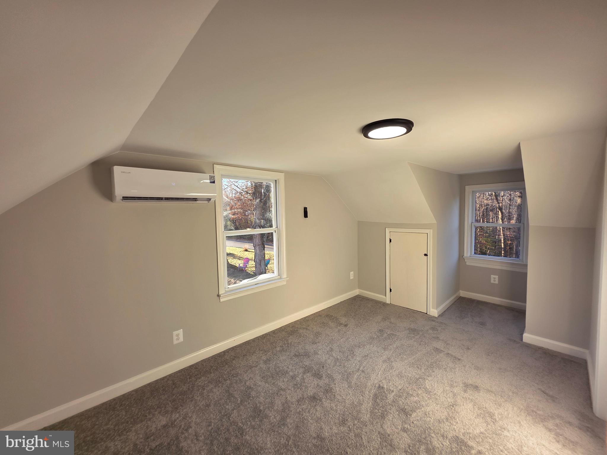 25294 Vista Road Hollywood, MD 20636 - Photo 52 of 53 an empty room with windows and closet