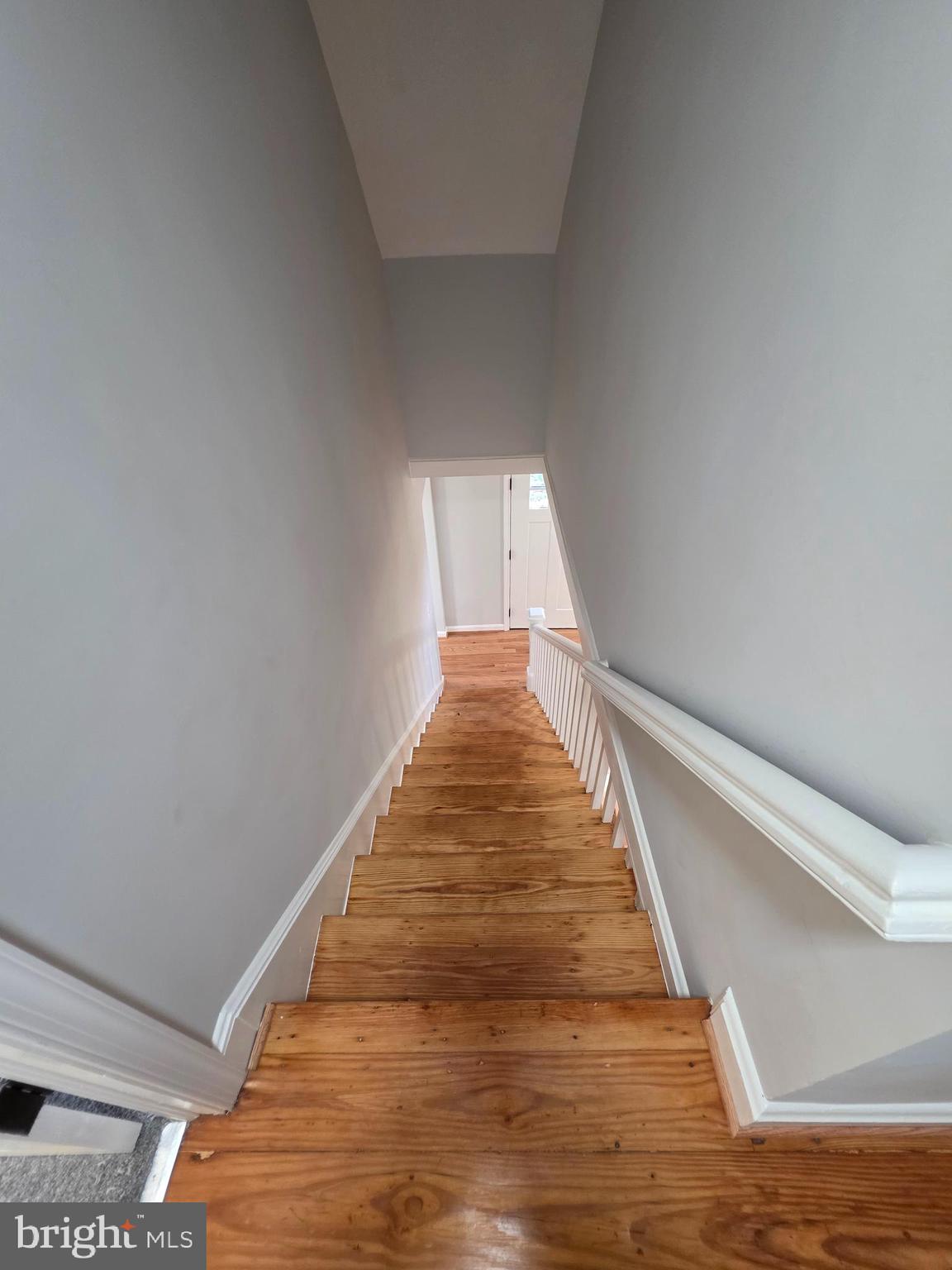 25294 Vista Road Hollywood, MD 20636 - Photo 8 of 53 a view of entryway