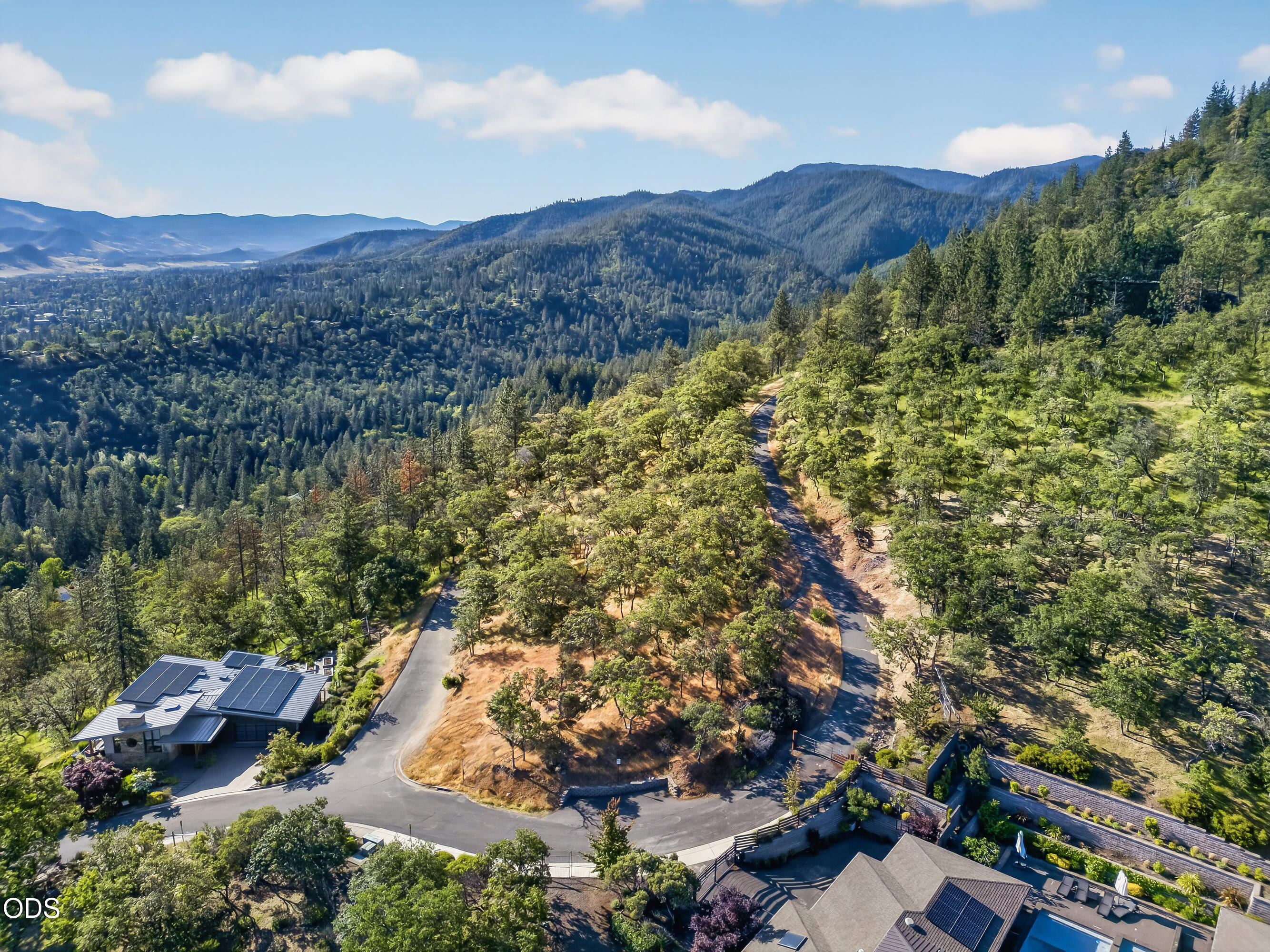 163 Hitt Road Ashland, OR 97520 - Photo 12 of 19