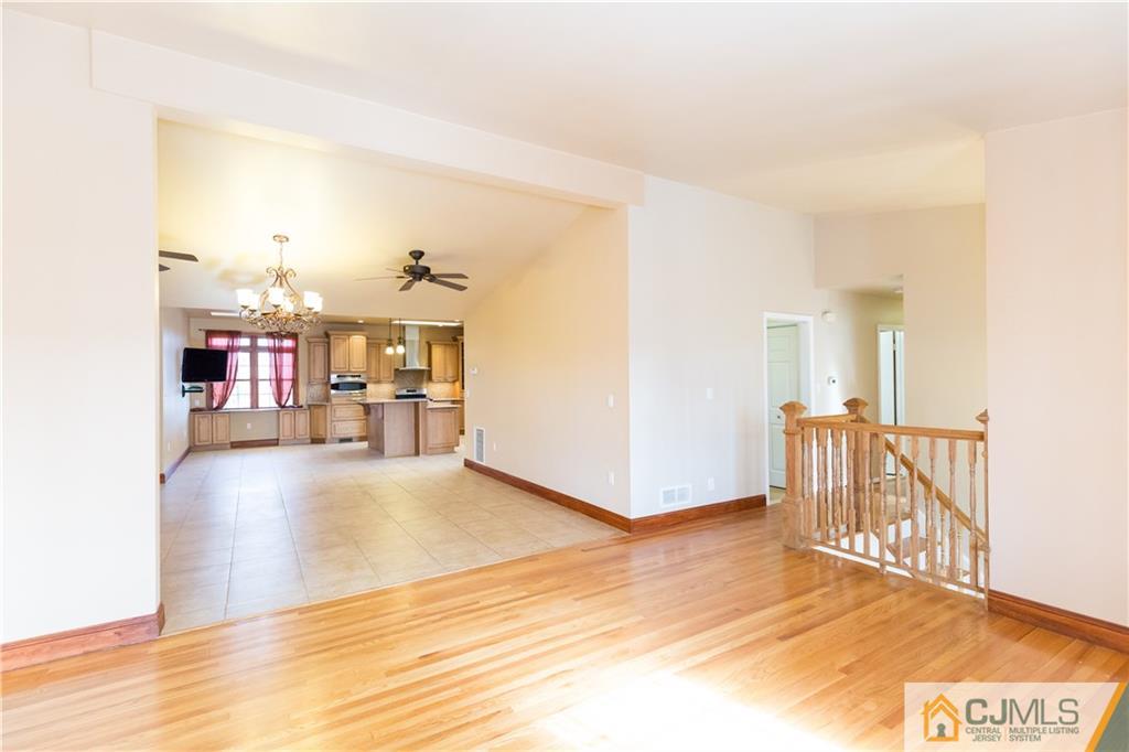 19 Bodnarik Road Edison, NJ 08837 - Photo 7 of 50 a view of a living room